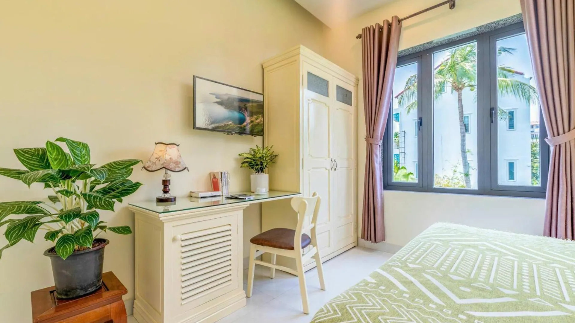The Sunshine Hoi An Villa